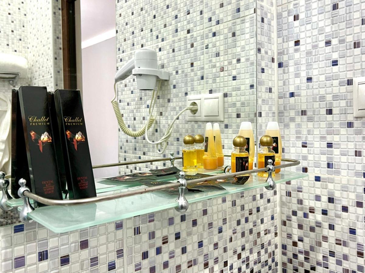 סוקהום Hotel In Sukhum מראה חיצוני תמונה